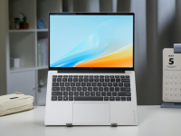 1.09kg 也能释放 52W 性能？2026轻薄本怎么选？惠普星 Book Pro Air 14 深度评测：轻薄、性能与 AI 办公全体验