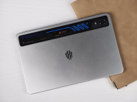 红魔游戏平板5 Pro：水冷RGB加持，能否重新定义FPS平板性能天花板？