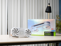 技嘉RTX 5080 INFINITY WOOD：可能是最出片的显卡