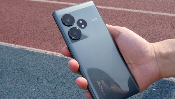 Experience of the realme GT Neo6 SE: Breaking through the mid-range market with brighter screens-HeadTechPro