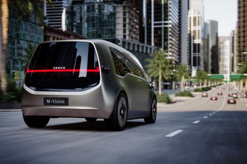 Xiaopeng executives reveal that domestic Robotaxi will debut next year-HeadTechPro