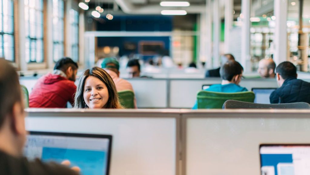 The Fastest Jobs for Global Unemployment and Employment in the AI Wave-HeadTechPro