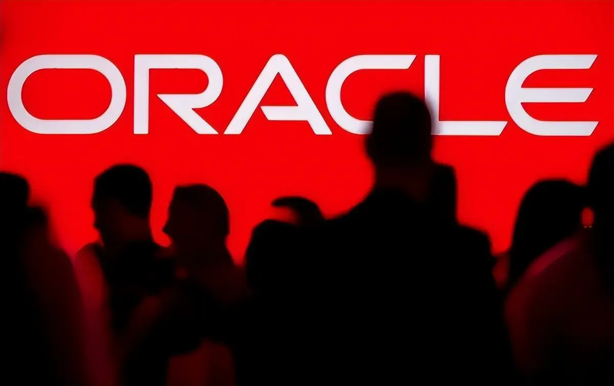 Stargate receives another $18 billion in loan support, with a consortium of 20 banks providing financing for Oracle data centers-HeadTechPro