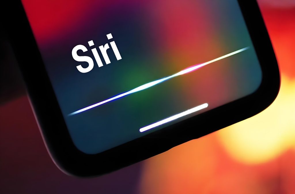 苹果双线发力Siri-3